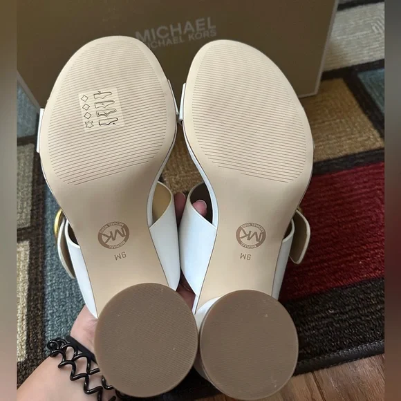 NIB Michael Kors White Women's Block Heeled Sandals - 9 - Picture 3 of 4